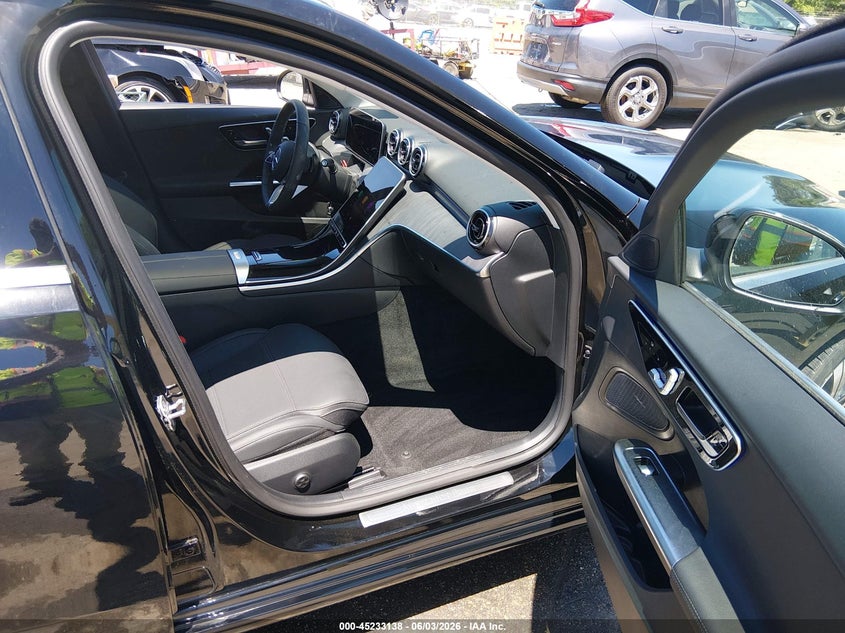 2026 Mercedes-benz C-klasse VIN W1KAF4HBXTR323302 IAAI salvage auction — FRONT END, Salvage Title, sold $24,400 on 2026-07-24 (photo 5)
