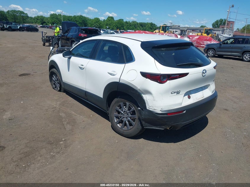 2024 Mazda Cx-30 VIN 3MVDMBAM9RM668651 IAAI salvage auction — SIDE, Salvage Title, sold $4,950 on 2026-07-10 (photo 3)