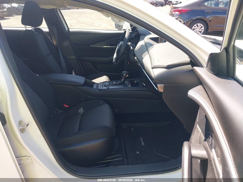2024 Mazda Cx-30 VIN 3MVDMBAM9RM668651 IAAI salvage auction — SIDE, Salvage Title, sold $4,950 on 2026-07-10 (photo 5)