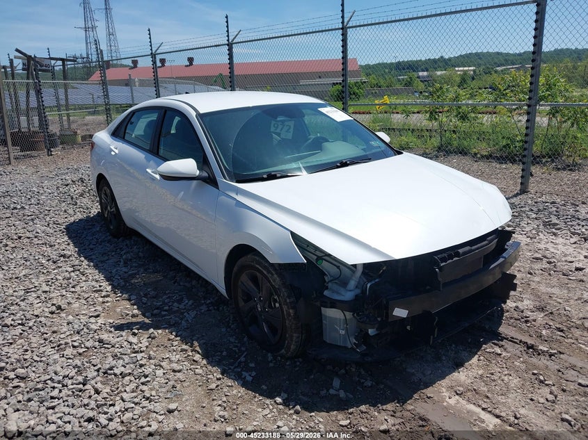 2022 Hyundai Elantra VIN 5NPLM4AG6NH074635 IAAI salvage auction — FRONT END, Salvage Title, sold $3,850 on 2026-07-21 (photo 1)