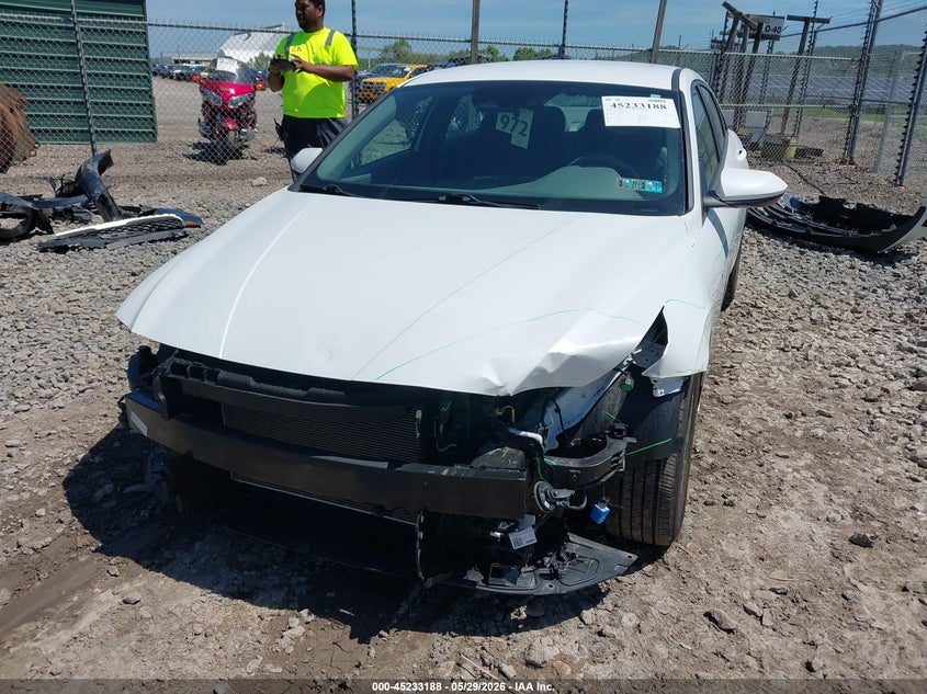 2022 Hyundai Elantra VIN 5NPLM4AG6NH074635 IAAI salvage auction — FRONT END, Salvage Title, sold $3,850 on 2026-07-21 (photo 6)