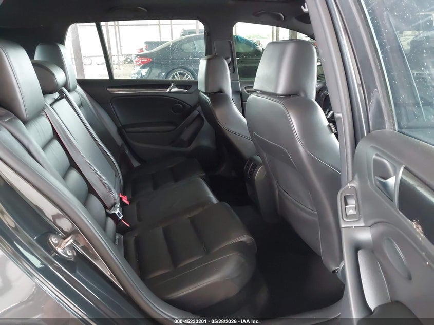 2014 Volkswagen Gti VIN WVWGD7AJ7EW010399 IAAI salvage auction — FRONT & REAR, Salvage Title, sold $2,775 on 2026-08-04 (photo 8)