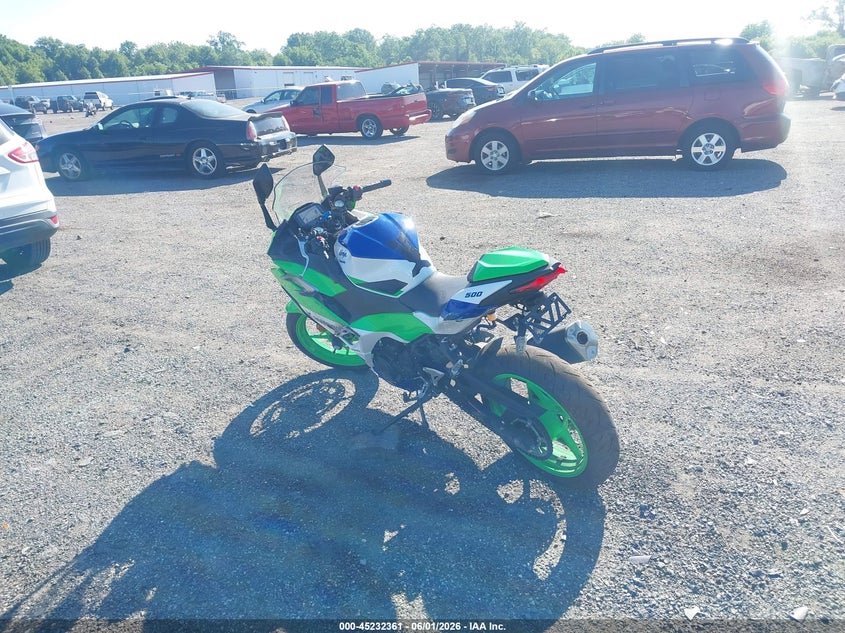 2024 Kawasaki Ninja VIN ML5EXGJ15RDA13380 IAAI salvage auction — UNKNOWN, Salvage - Greater Than 75% (Maryland), sold $1,900 on 2026-07-15 (photo 3)