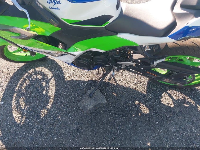 2024 Kawasaki Ninja VIN ML5EXGJ15RDA13380 IAAI salvage auction — UNKNOWN, Salvage - Greater Than 75% (Maryland), sold $1,900 on 2026-07-15 (photo 9)