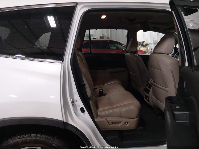 2020 Honda Pilot VIN 5FNYF6H92LB048290 IAAI salvage auction — HAIL, Salvage Title, sold $4,750 on 2026-07-28 (photo 8)