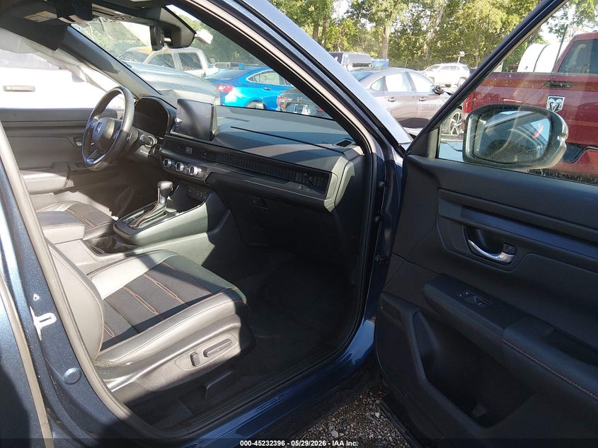 2024 Honda Cr-v VIN 5J6RS6H88RL009386 IAAI salvage auction — SIDE, Salvage (Indiana), sold $12,400 on 2026-07-25 (photo 5)