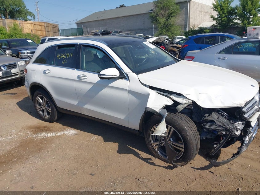 2022 Mercedes-benz Glc VIN W1N0G8EB7NV364505 IAAI salvage auction — RIGHT FRONT, Salvage (Minnesota), sold $8,750 on 2026-07-22 (photo 1)