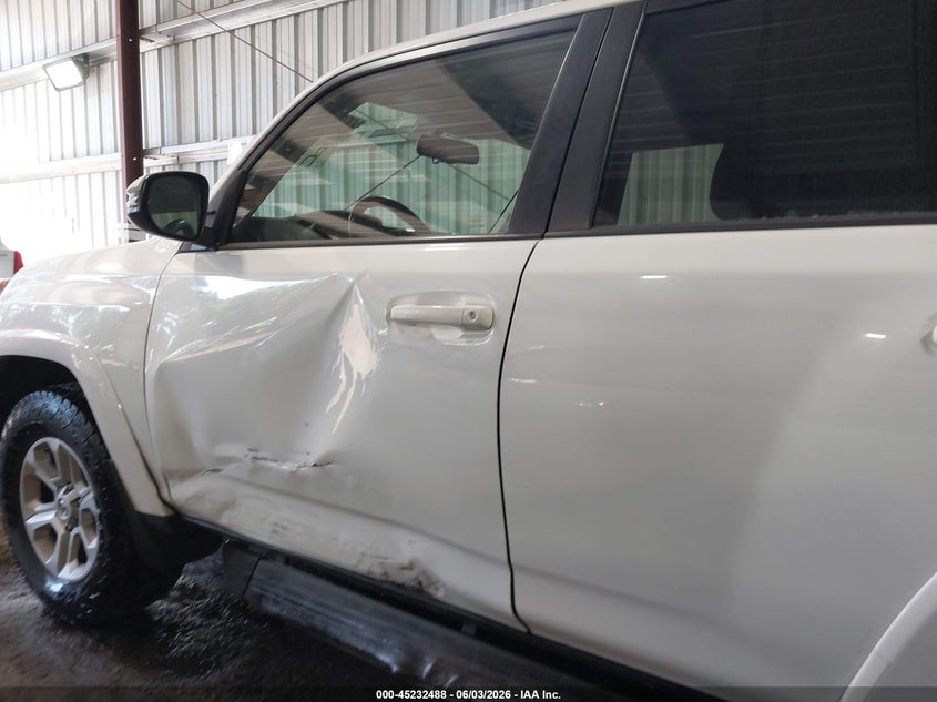 2018 Toyota 4runner VIN JTEBU5JRXJ5532654 IAAI salvage auction — LEFT SIDE, Salvage Title, sold $11,650 on 2026-07-23 (photo 6)