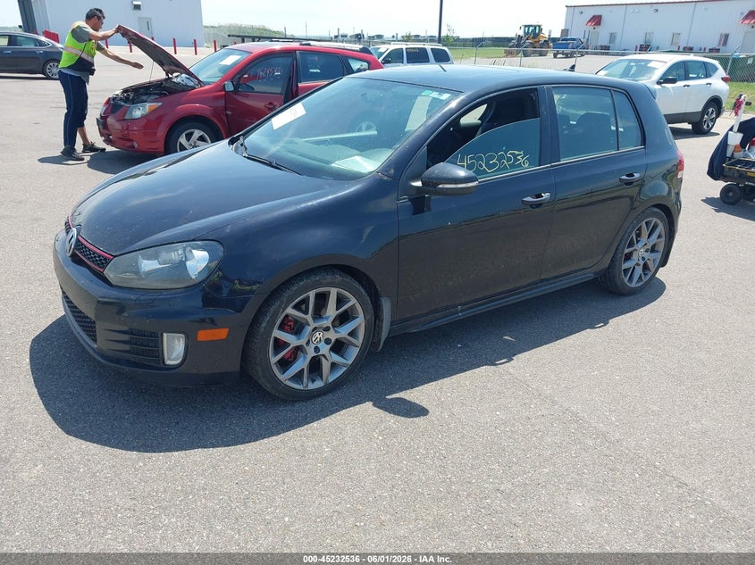 2013 Volkswagen Gti VIN WVWHV7AJ4DW127308 IAAI salvage auction — NORMAL WEAR, Salvage Title, sold $1,225 on 2026-08-10 (photo 2)