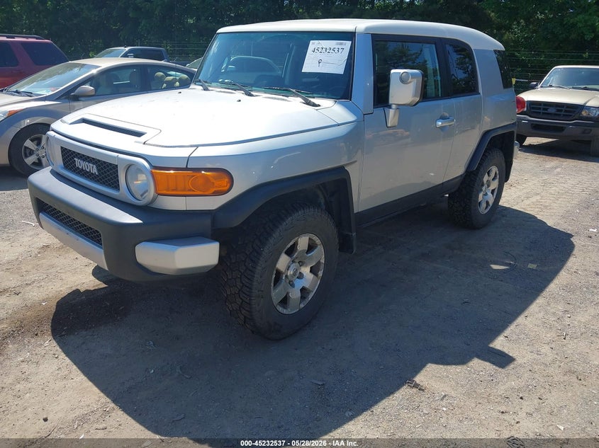 2008 Toyota Fj cruiser VIN JTEBU11F28K052747 IAAI salvage auction — NORMAL WEAR, Original (Ohio), sold $4,100 on 2026-07-13 (photo 2)