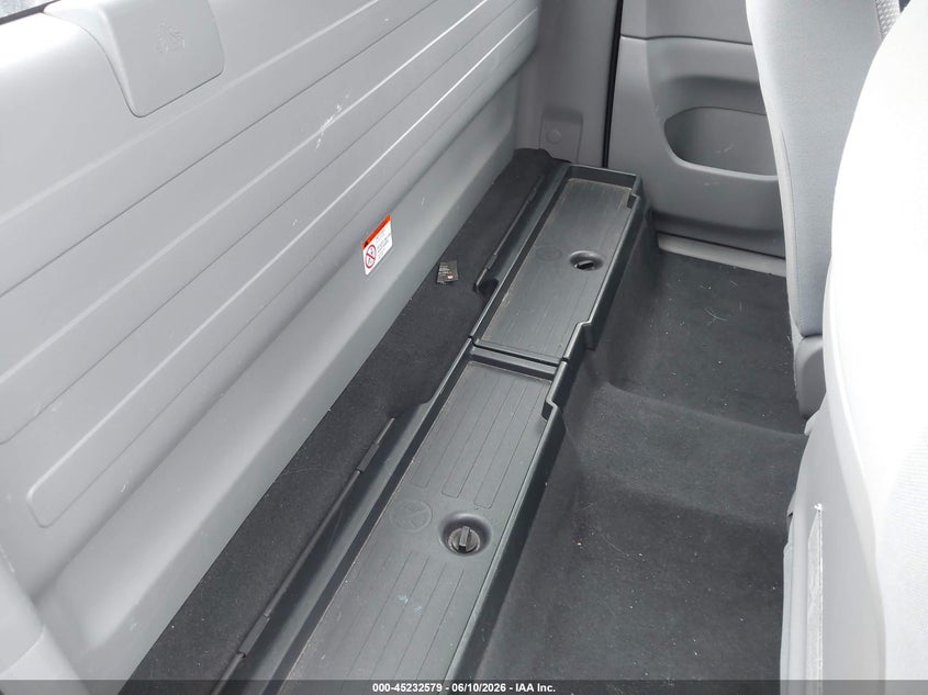 2015 Toyota Tacoma VIN 5TFUX4EN9FX031434 IAAI salvage auction — FRONT END, Salvage Title, sold $6,500 on 2026-08-01 (photo 8)