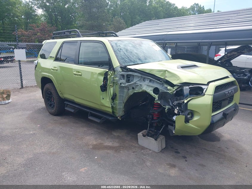 2022 Toyota 4runner VIN JTELU5JR8N6083883 IAAI salvage auction — FRONT END, Salvage Title, sold $23,300 on 2026-07-23 (photo 1)