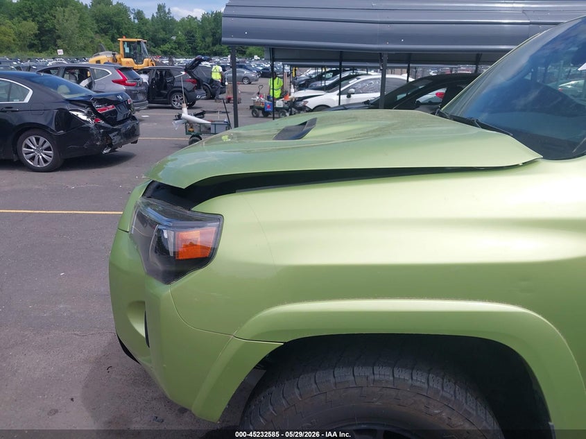 2022 Toyota 4runner VIN JTELU5JR8N6083883 IAAI salvage auction — FRONT END, Salvage (Connecticut), sold $23,500 on 2026-07-30 (photo 6)