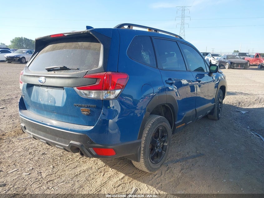 2023 Subaru Forester VIN JF2SKAMC2PH495201 IAAI salvage auction — LEFT FRONT, Salvage Title, sold $7,600 on 2026-07-29 (photo 4)