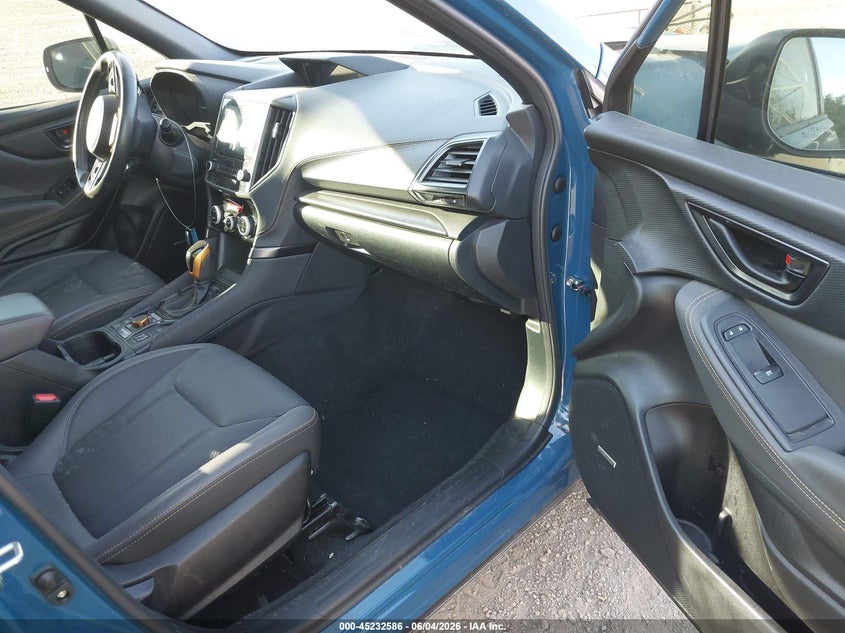 2023 Subaru Forester VIN JF2SKAMC2PH495201 IAAI salvage auction — LEFT FRONT, Salvage Title, sold $7,600 on 2026-07-29 (photo 5)
