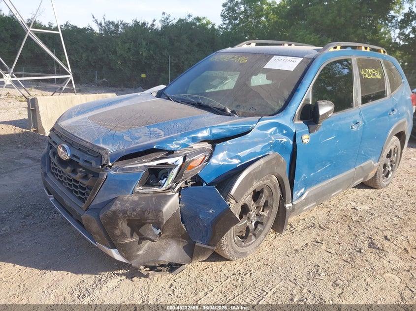 2023 Subaru Forester VIN JF2SKAMC2PH495201 IAAI salvage auction — LEFT FRONT, Salvage Title, sold $7,600 on 2026-07-29 (photo 6)