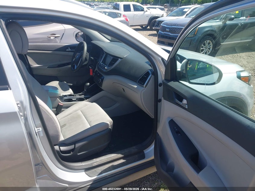 2018 Hyundai Tucson VIN KM8J3CA45JU693250 IAAI salvage auction — REAR END, Salvage (Illinois), sold $3,150 on 2026-07-15 (photo 5)