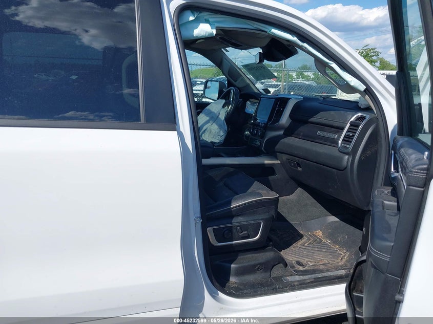 2022 Ram 1500 VIN 1C6SRFJT4NN381007 IAAI salvage auction — FRONT & REAR, Salvage Title, sold $13,600 on 2026-07-20 (photo 5)