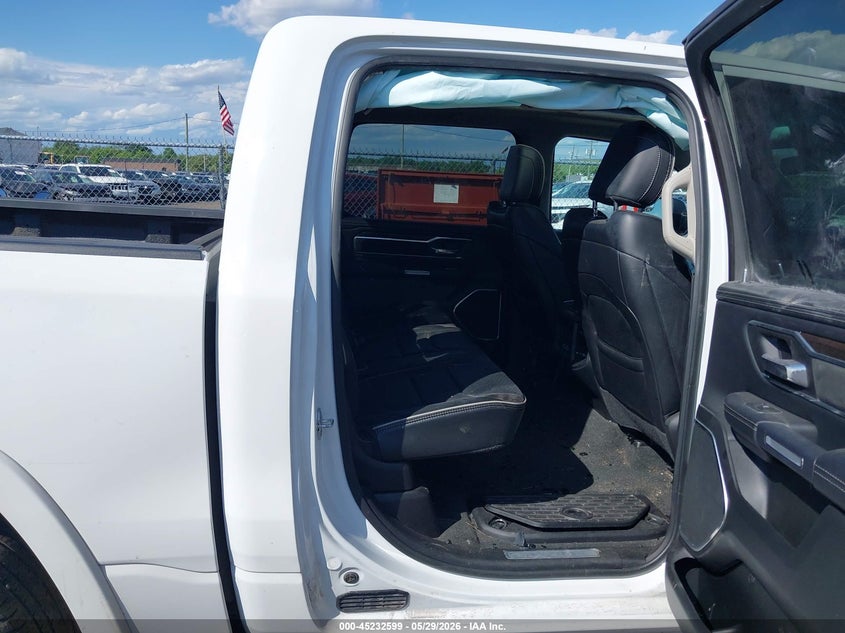2022 Ram 1500 VIN 1C6SRFJT4NN381007 IAAI salvage auction — FRONT & REAR, Salvage Title, sold $13,600 on 2026-07-20 (photo 8)