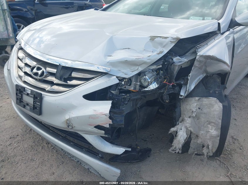 2013 Hyundai Sonata VIN 5NPEC4AC0DH809701 IAAI salvage auction — FRONT END, Salvage Title, sold $50 on 2026-07-23 (photo 6)
