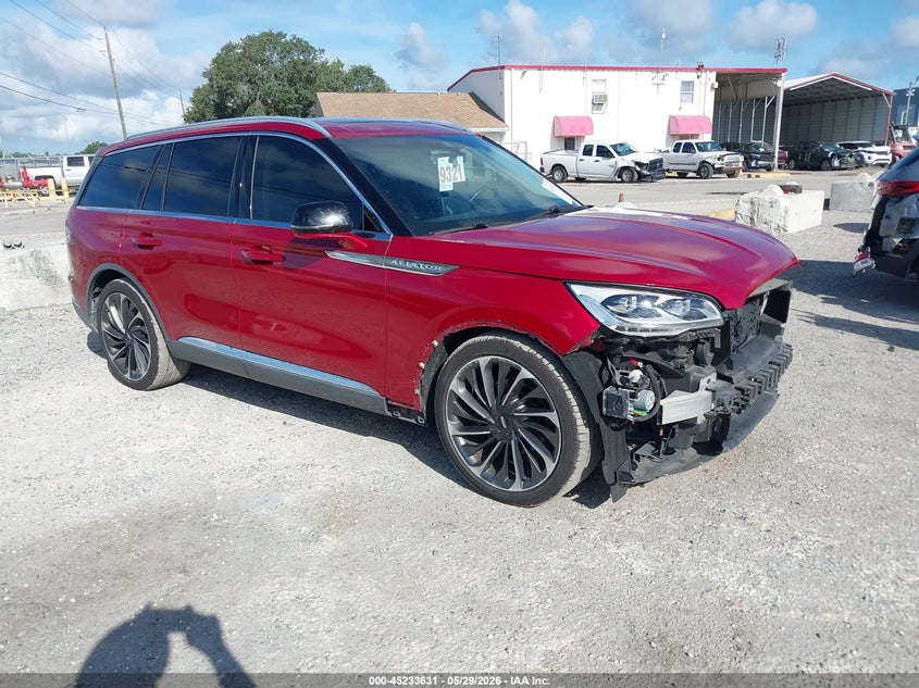 2020 Lincoln Aviator VIN 5LM5J7XCXLGL11659 IAAI salvage auction — FRONT END, Rebuildable (Florida), sold $8,975 on 2026-07-28 (photo 1)