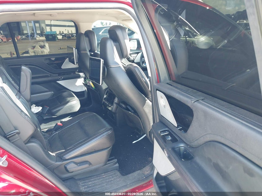 2020 Lincoln Aviator VIN 5LM5J7XCXLGL11659 IAAI salvage auction — FRONT END, Rebuildable (Florida), sold $8,975 on 2026-07-28 (photo 8)