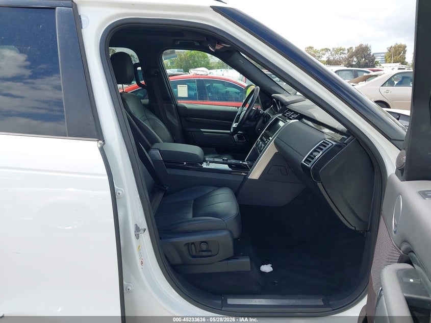 2017 Land rover Discovery VIN SALRRBBV4HA044230 IAAI salvage auction — SIDE, Clear - Dealer Only (California), sold $5,600 on 2026-07-09 (photo 5)
