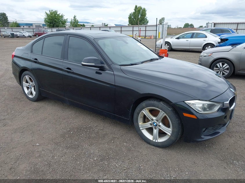 2013 BMW 3er VIN WBA3B5C56DF597957 IAAI salvage auction — NORMAL WEAR, Clear (Idaho), sold $500 on 2026-07-14 (photo 1)