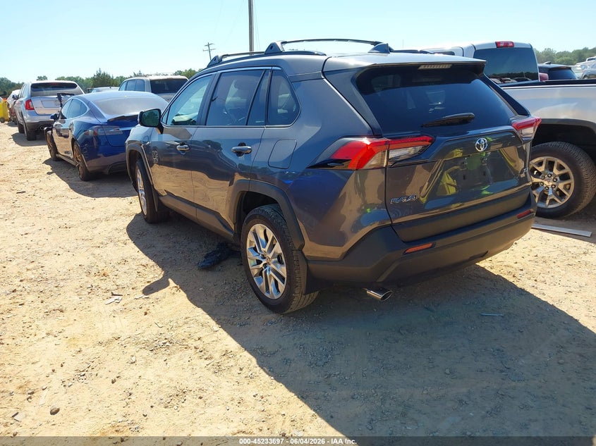 2025 Toyota Rav 4 VIN 2T3C1RFV5SC311053 IAAI salvage auction — SIDE, Salvage Title, sold $14,700 on 2026-07-31 (photo 3)