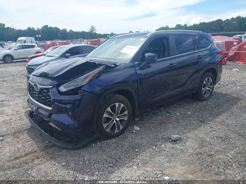 2023 Toyota Highlander VIN 5TDKDRAH1PS010131 IAAI salvage auction — FRONT END, Salvage Title, sold $12,600 on 2026-07-31 (photo 2)