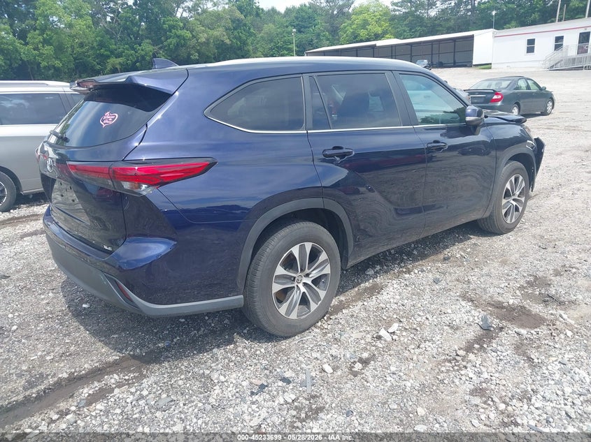 2023 Toyota Highlander VIN 5TDKDRAH1PS010131 IAAI salvage auction — FRONT END, Salvage Title, sold $12,600 on 2026-07-31 (photo 4)