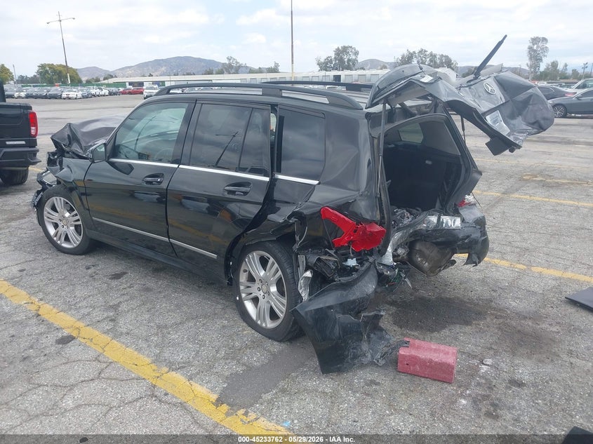 2015 Mercedes-benz Glk-klasse VIN WDCGG5HB9FG347253 IAAI salvage auction — FRONT & REAR, Salvage (California), sold $1,275 on 2026-07-28 (photo 3)