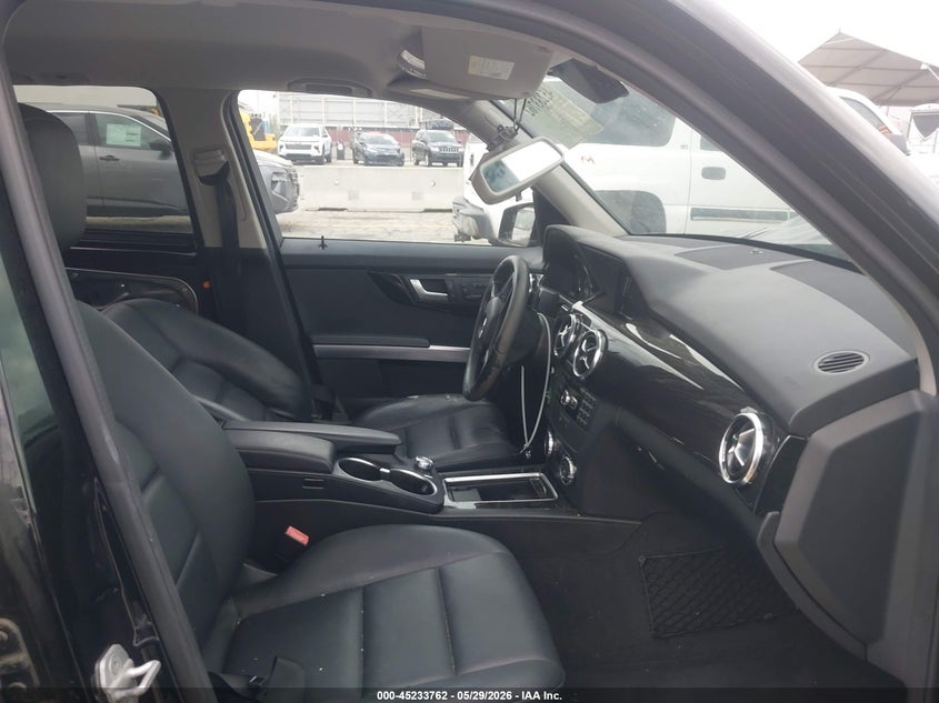 2015 Mercedes-benz Glk-klasse VIN WDCGG5HB9FG347253 IAAI salvage auction — FRONT & REAR, Salvage (California), sold $1,275 on 2026-07-28 (photo 5)