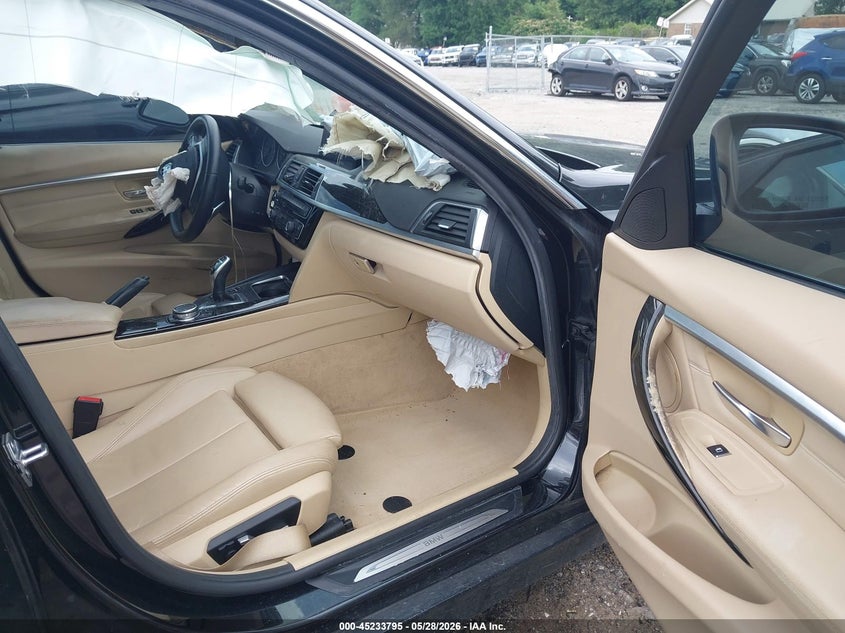 2016 BMW 3er VIN WBA8E9C57GK604026 IAAI salvage auction — FRONT END, Salvage Title, sold $875 on 2026-07-15 (photo 5)