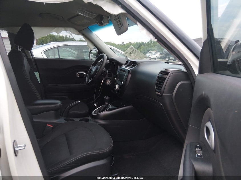 2019 Kia Soul VIN KNDJP3A52K7696706 IAAI salvage auction — LEFT SIDE, Salvage Title, sold $25 on 2026-07-29 (photo 5)