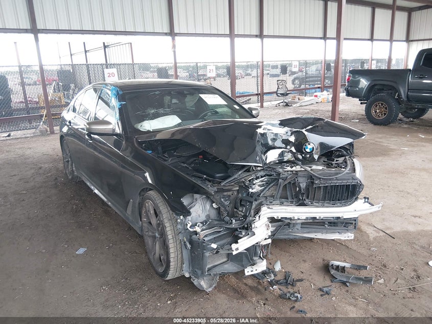 2018 BMW 5er VIN WBAJB9C58JB286922 IAAI salvage auction — FRONT END, Salvage Title, sold $3,800 on 2026-07-21 (photo 1)