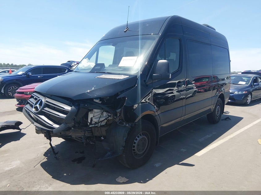 2025 Mercedes-benz Sprinter VIN W1Z4NFHY0SP792748 IAAI salvage auction — FRONT END, Salvage Title, sold $3,950 on 2026-07-22 (photo 2)