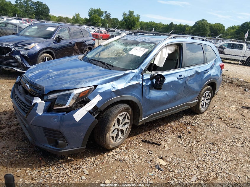 2023 Subaru Forester VIN JF2SKADC8PH491993 IAAI salvage auction — ROLLOVER, Salvage Title, sold $1,650 on 2026-07-06 (photo 2)