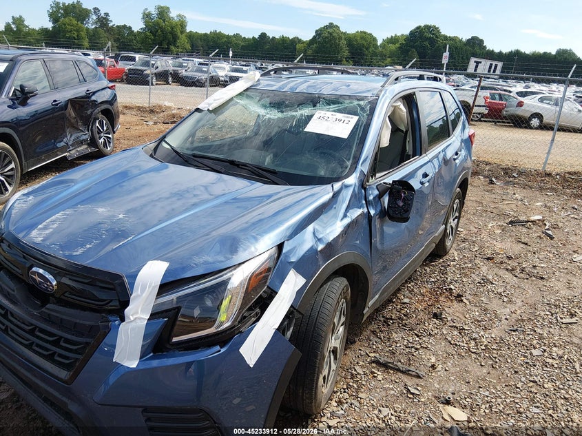 2023 Subaru Forester VIN JF2SKADC8PH491993 IAAI salvage auction — ROLLOVER, Salvage Title, sold $1,650 on 2026-07-06 (photo 6)