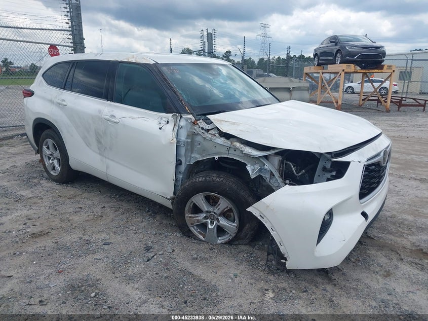 2021 Toyota Highlander VIN 5TDZZRAH1MS033565 IAAI salvage auction — RIGHT FRONT, Salvage (Georgia), sold $13,000 on 2026-07-10 (photo 1)