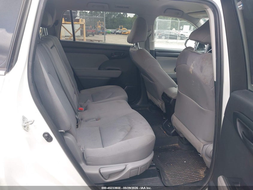 2021 Toyota Highlander VIN 5TDZZRAH1MS033565 IAAI salvage auction — RIGHT FRONT, Salvage (Georgia), sold $13,000 on 2026-07-10 (photo 8)