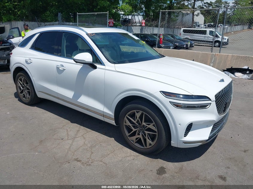 2022 Genesis Gv70 VIN KMUMADTB7NU069560 IAAI salvage auction — WATER/FLOOD, Salvage Title, sold $7,200 on 2026-07-25 (photo 1)