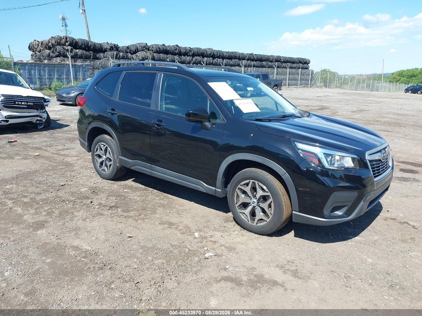 2019 Subaru Forester VIN JF2SKAEC6KH407676 IAAI salvage auction — LEFT SIDE, Salvage Title, sold $5,700 on 2026-07-10 (photo 1)