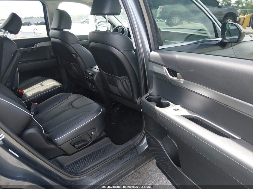 2023 Hyundai Palisade VIN KM8R3DGE5PU559355 IAAI salvage auction — REAR END, Salvage Title, sold $12,050 on 2026-07-08 (photo 8)