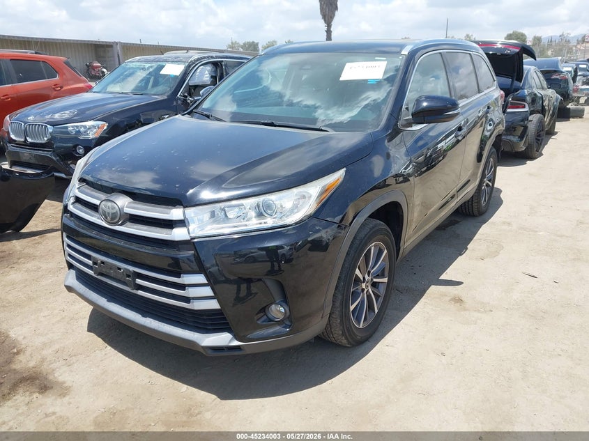 2019 Toyota Highlander VIN 5TDKZRFH8KS565659 IAAI salvage auction — REAR END, Salvage Title, sold $12,000 on 2026-07-09 (photo 2)