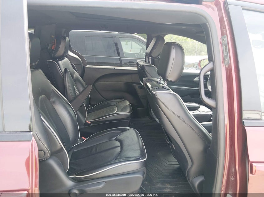 2022 Chrysler Pacifica VIN 2C4RC1S75NR137138 IAAI salvage auction — FRONT END, Salvage Title, sold $7,500 on 2026-07-10 (photo 8)