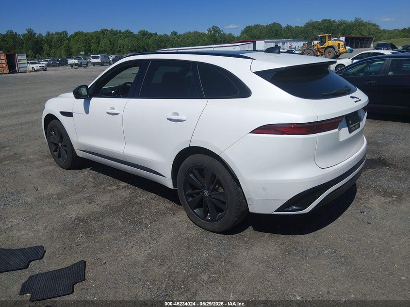 2024 Jaguar F-pace VIN SADCT2EX7RA735897 IAAI salvage auction — SIDE, Salvage Title, sold $13,000 on 2026-08-01 (photo 3)
