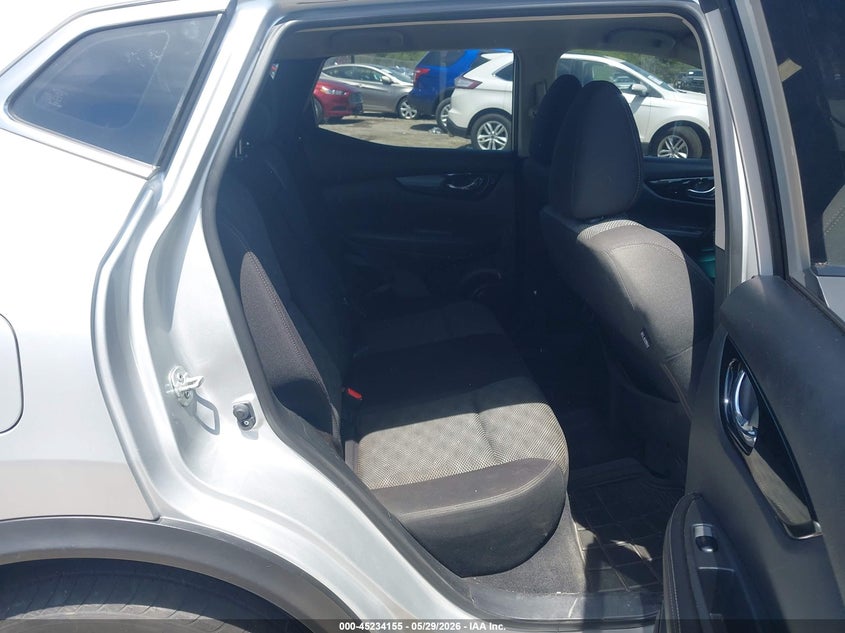 2017 Nissan Rogue VIN JN1BJ1CR0HW134783 IAAI salvage auction — FRONT END, Salvage Title, sold $3,600 on 2026-07-14 (photo 8)