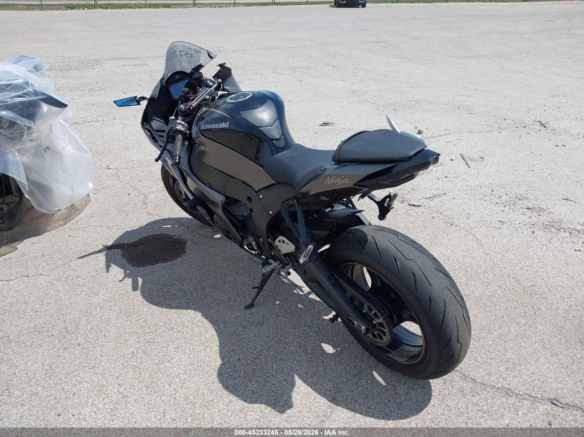2023 Kawasaki Zx VIN JKBZXVM14PA005280 IAAI salvage auction — RIGHT FRONT, Salvage Title, sold $1,100 on 2026-07-21 (photo 3)