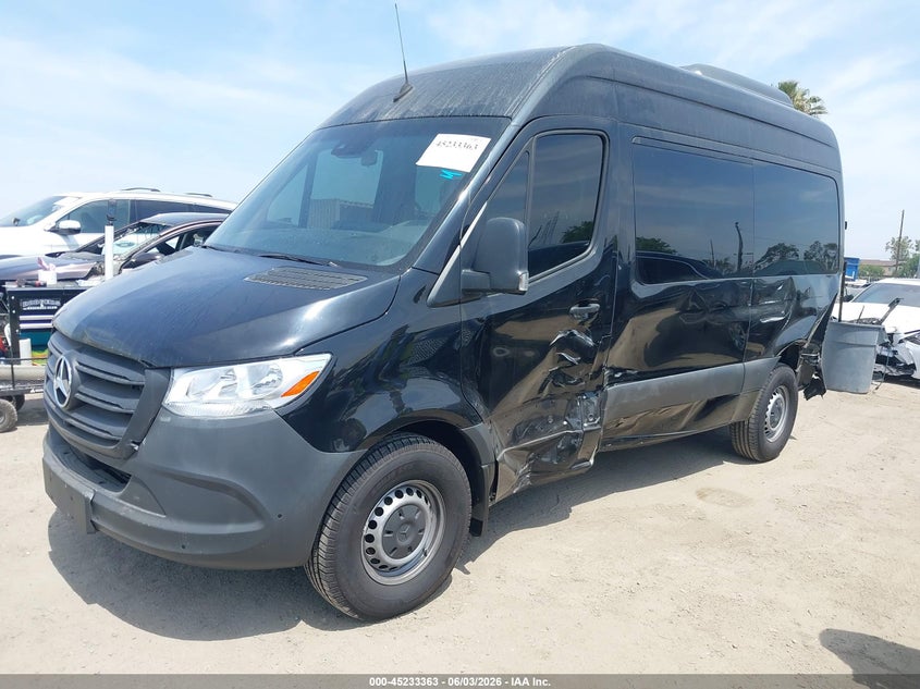 2024 Mercedes-benz Sprinter VIN W1Z4KFHY6RP663772 IAAI salvage auction — LEFT SIDE, Salvage Title (California), sold $7,800 on 2026-07-29 (photo 2)
